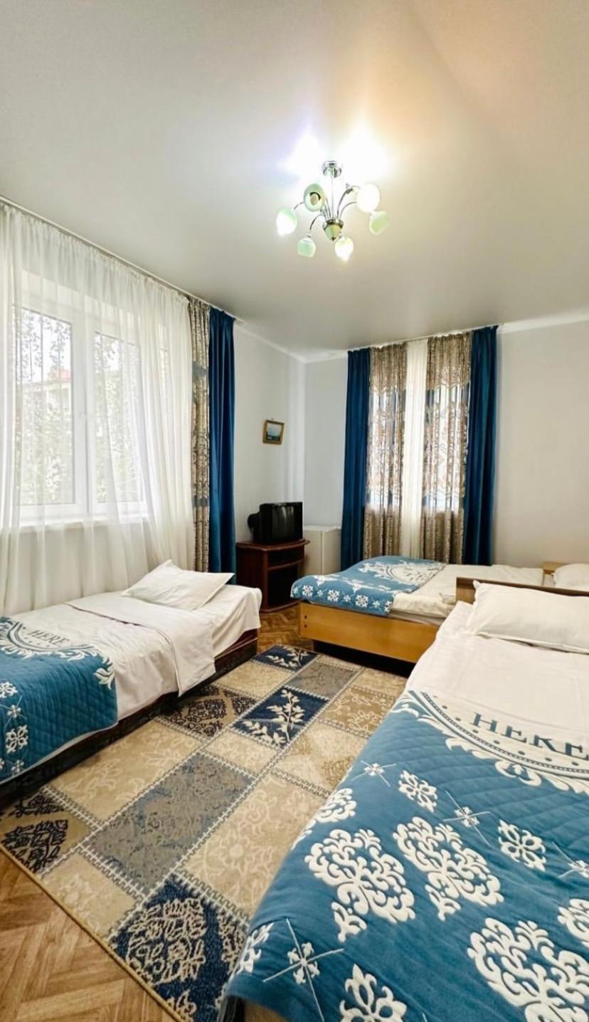 Hotel Chilling House Cholpon-Ata Esterno foto